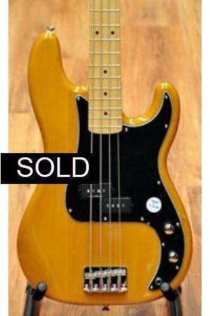 Squier Vintage Mod P Bass Amber
